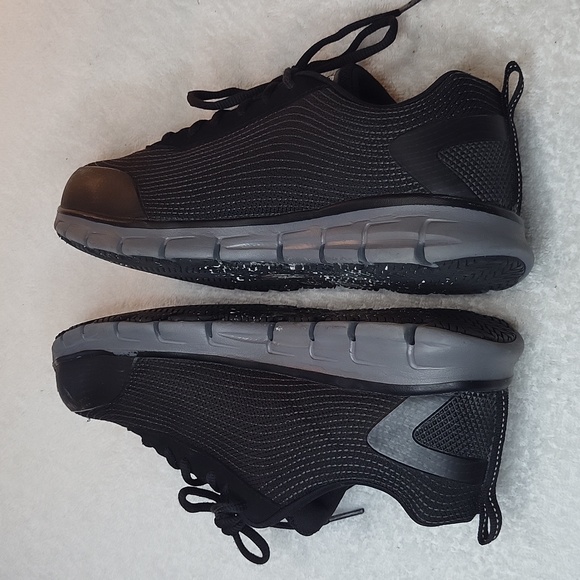 Skechers slip resistant alloy toe memory foam air cooled Synergy Wingo Work Shoe - Picture 9 of 16